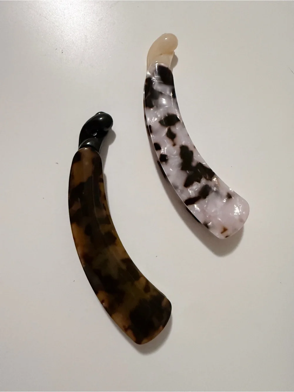 Marbled Tortoiseshell Resin Banana Clips by Anthropologie - 2 pack!